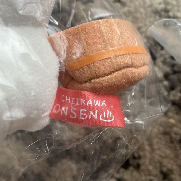 Chiikawa Onsen Limited Edition Key Chain Bag Charm - Picture 4 of 4